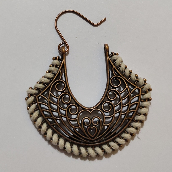 Boho Bronze Threaded Carved Heart Earrings - Picture 4 of 4
